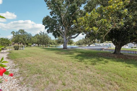 Condo in Seminole, Florida, 1 bedroom  № 2149071 - photo 19