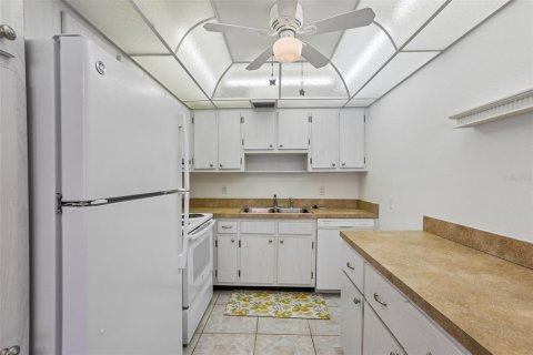 Condo in Seminole, Florida, 1 bedroom  № 2149071 - photo 7