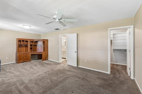 Condo in Seminole, Florida, 1 bedroom  № 2149071 - photo 11