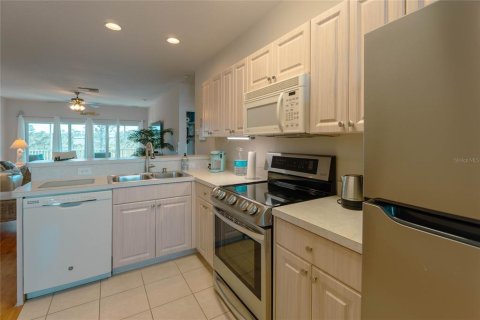 Condominio en venta en Rotonda, Florida, 2 dormitorios, 106 m2 № 1509331 - foto 24