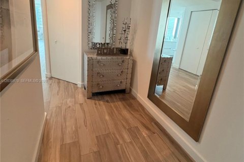 Condo in Miami, Florida, 3 bedrooms  № 2083602 - photo 6