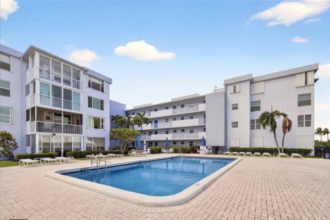 Condominio en Boynton Beach, Florida, 2 dormitorios № 2173492
