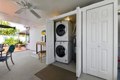 Villa ou maison à vendre à West Palm Beach, Floride: 3 chambres, 111.95 m2 № 2185773 - photo 21