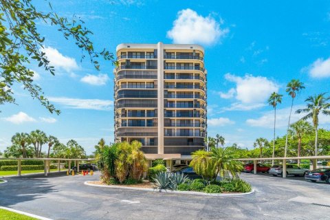 Condominio en venta en West Palm Beach, Florida, 2 dormitorios, 199.18 m2 № 1068450 - foto 1