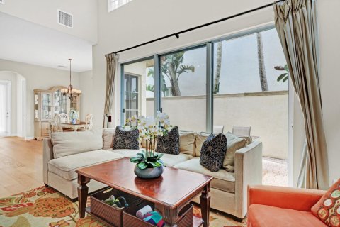 Casa en venta en Palm Beach Gardens, Florida, 3 dormitorios, 207.64 m2 № 2183071 - foto 5