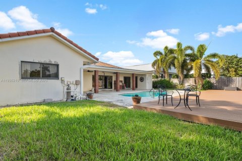 Villa ou maison à louer à Miami, Floride: 5 chambres, 309.27 m2 № 1994258 - photo 7
