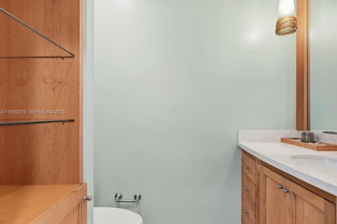 Villa ou maison à louer à Miami, Floride: 5 chambres, 309.27 m2 № 1994258 - photo 27