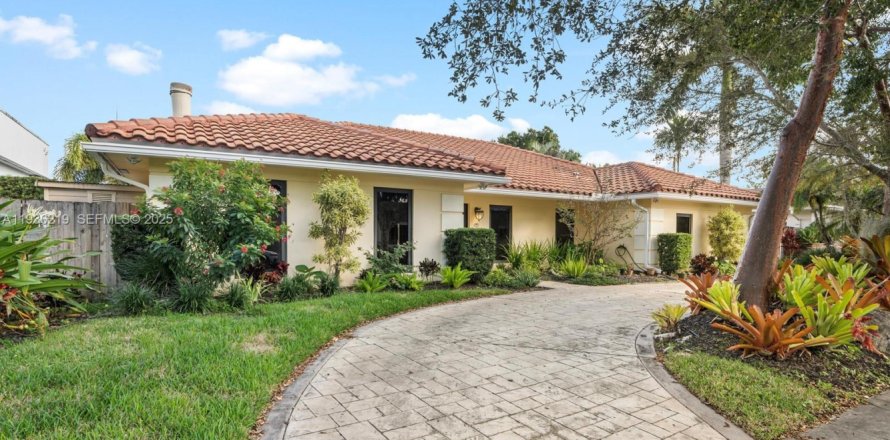 Villa ou maison à Miami, Floride 5 chambres, 309.27 m2 № 1994258
