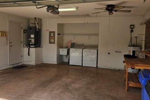 Condo in Sun City Center, Florida, 2 bedrooms  № 1737239 - photo 28