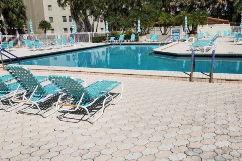Condo in Lauderhill, Florida, 2 bedrooms № 2250060 - photo 17