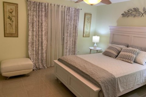 Condo in Lauderhill, Florida, 2 bedrooms № 2250060 - photo 16