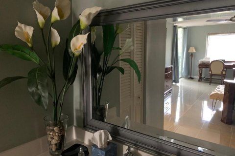 Condo in Lauderhill, Florida, 2 bedrooms № 2250060 - photo 13