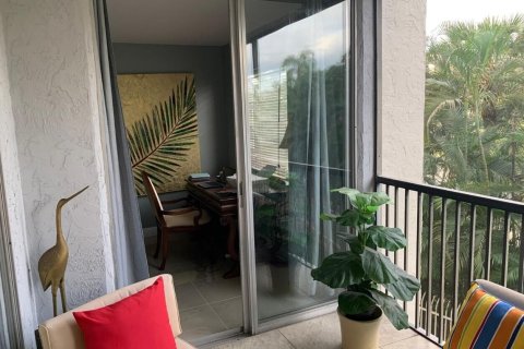 Condo in Lauderhill, Florida, 2 bedrooms № 2250060 - photo 4
