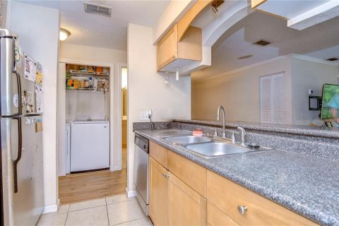 Condo in Largo, Florida, 3 bedrooms  № 1359882 - photo 3