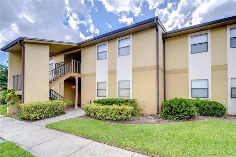 Condo in Largo, Florida, 3 bedrooms  № 1359882 - photo 1