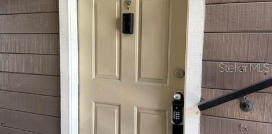 Condo in Altamonte Springs, Florida, 2 bedrooms  № 2201007