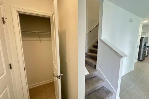 Casa en alquiler en Orlando, Florida, 3 dormitorios, 153.01 m2 № 1886350 - foto 7