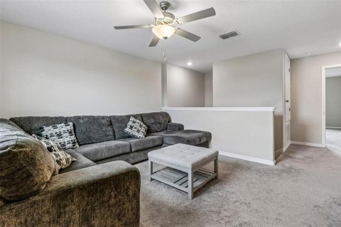 Villa ou maison à vendre à New Port Richey, Floride: 4 chambres, 239.87 m2 № 2218890 - photo 15