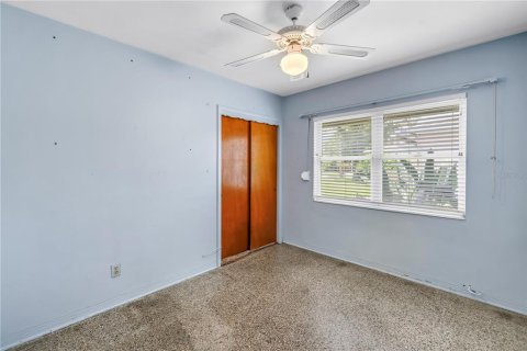 House in Saint Petersburg, Florida 3 bedrooms, 119.75 sq.m. № 1785451 - photo 21