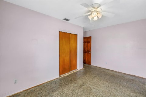 House in Saint Petersburg, Florida 3 bedrooms, 119.75 sq.m. № 1785451 - photo 20