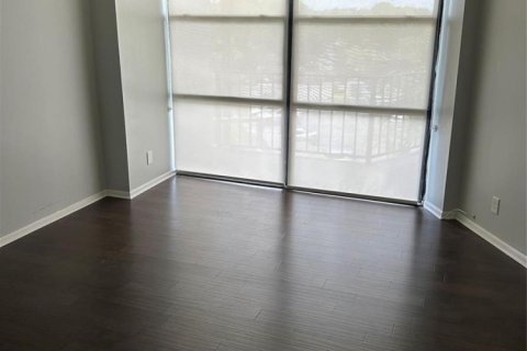 Condominio en alquiler en Hallandale Beach, Florida, 1 dormitorio, 81.29 m2 № 2085912 - foto 9