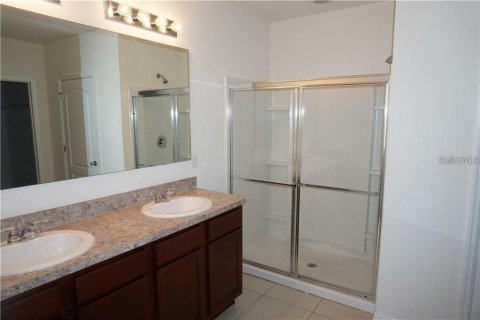 House in Davenport, Florida 4 bedrooms, 173.45 sq.m. № 1882995 - photo 2