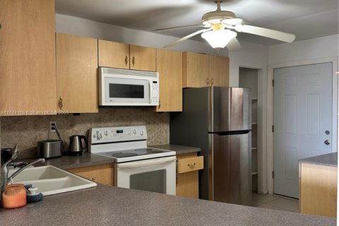 Купить кондоминиум в Майами, Флорида 2 спальни, 122.35м2, № 1961250 - фото 5