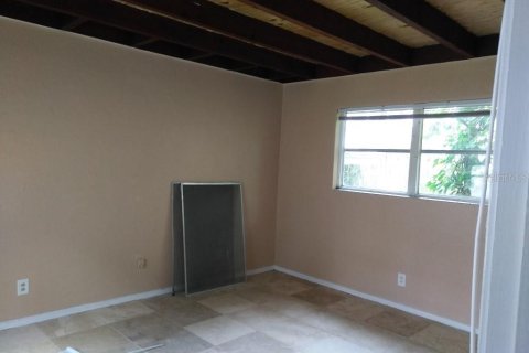 Commercial property in Daytona Beach, Florida 6 bedrooms, 307.97 sq.m. № 1535640 - photo 25
