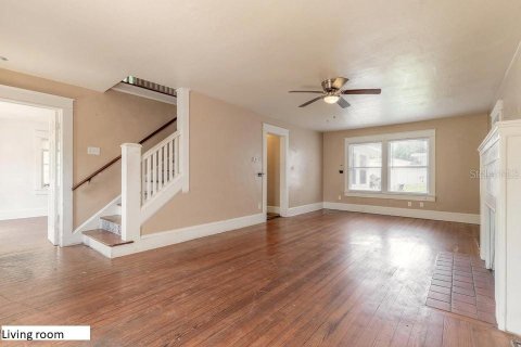 Propiedad comercial en venta en Daytona Beach, Florida, 6 dormitorios, 307.97 m2 № 1535640 - foto 10