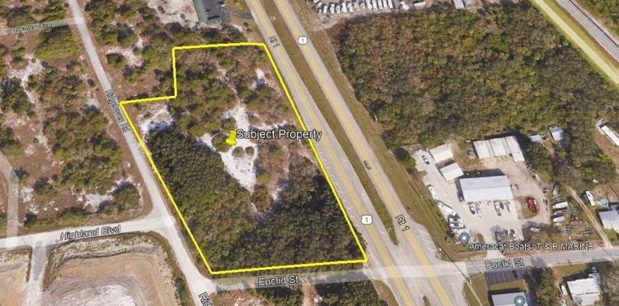Immobilier commercial à St. Lucie, Floride № 2187312