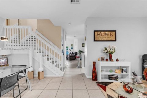 Купить таунхаус в Хомстед, Флорида 3 спальни, 146.79м2, № 2013970 - фото 5