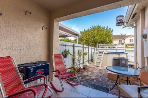 Купить таунхаус в Хомстед, Флорида 3 спальни, 146.79м2, № 2013970 - фото 14