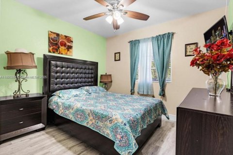 Купить таунхаус в Хомстед, Флорида 3 спальни, 146.79м2, № 2013970 - фото 12