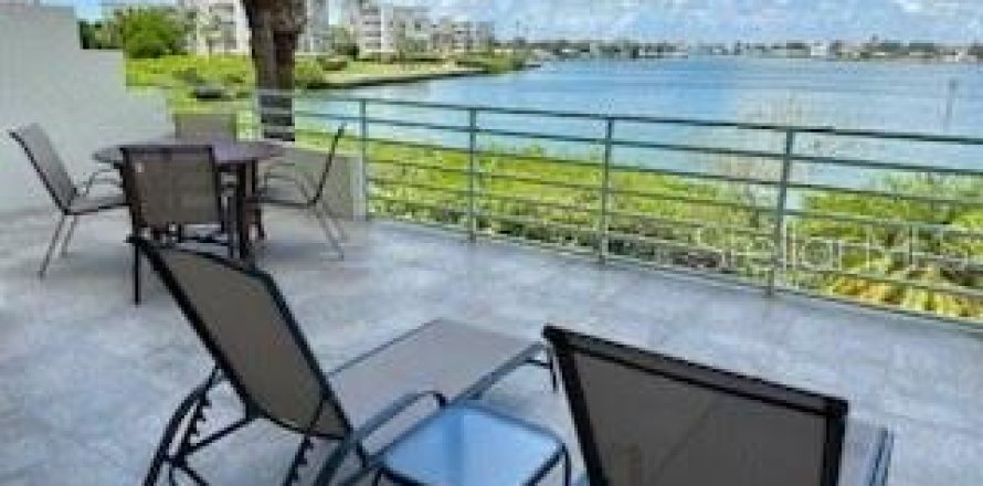 Condo à South Pasadena, Floride, 2 chambres № 1428950