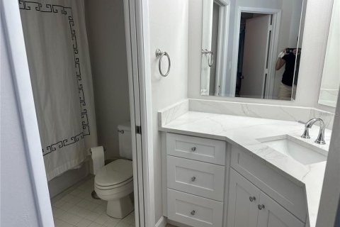 Condo in South Pasadena, Florida, 2 bedrooms  № 1428950 - photo 8