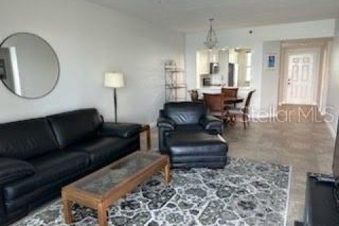 Condo in South Pasadena, Florida, 2 bedrooms  № 1428950 - photo 9