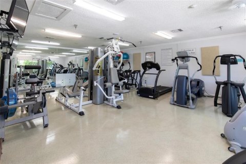 Condo in South Pasadena, Florida, 2 bedrooms  № 1428950 - photo 22
