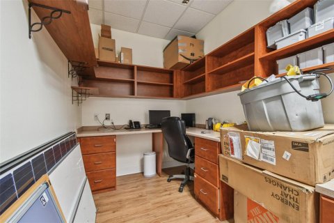 Купить коммерческую недвижимость в Сент-Питерсберг, Флорида 907.1м2, № 1856282 - фото 30