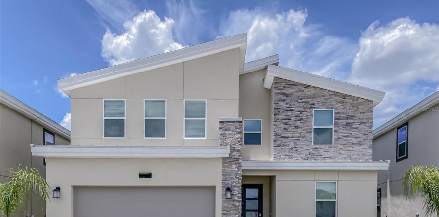 House in Davenport, Florida 6 bedrooms, 310.2 sq.m. № 1634773