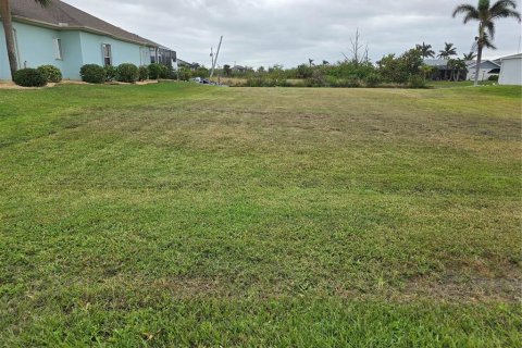 Terreno en venta en Port Charlotte, Florida № 1561416 - foto 1