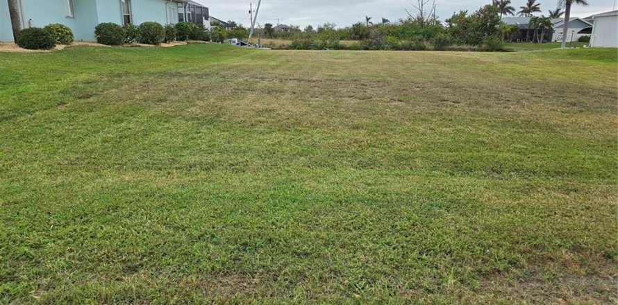 Terreno en Port Charlotte, Florida № 1561416