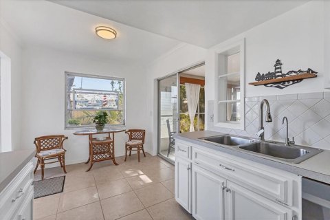 Casa en venta en Venice, Florida, 2 dormitorios, 125.6 m2 № 2158047 - foto 22