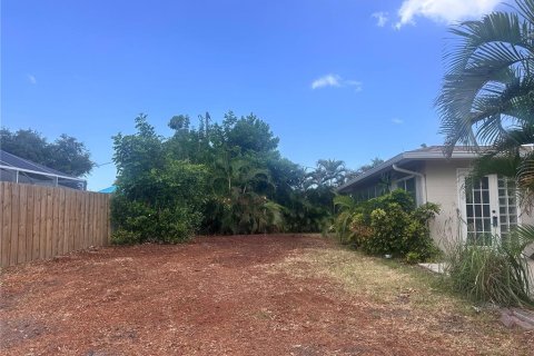 Casa en venta en Venice, Florida, 2 dormitorios, 125.6 m2 № 2158047 - foto 13