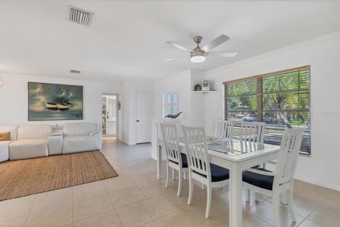 Casa en venta en Venice, Florida, 2 dormitorios, 125.6 m2 № 2158047 - foto 18