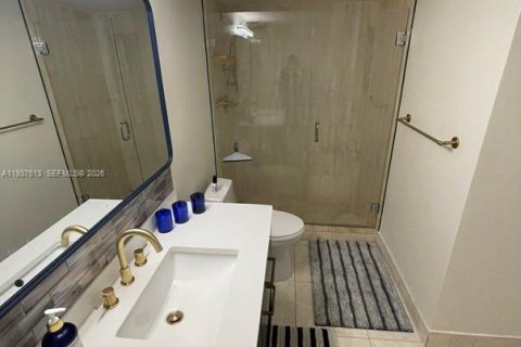 Condominio en alquiler en Aventura, Florida, 2 dormitorios, 101.36 m2 № 1995502 - foto 12