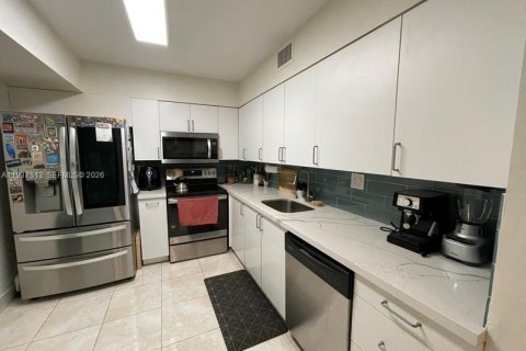 Condominio en alquiler en Aventura, Florida, 2 dormitorios, 101.36 m2 № 1995502 - foto 4