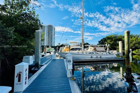 Condominio en alquiler en Aventura, Florida, 2 dormitorios, 101.36 m2 № 1995502 - foto 27