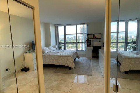 Condominio en alquiler en Aventura, Florida, 2 dormitorios, 101.36 m2 № 1995502 - foto 10