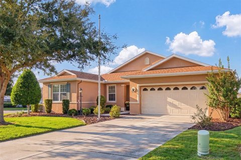 Villa ou maison à vendre à Ocala, Floride: 2 chambres, 159.42 m2 № 2436752 - photo 2
