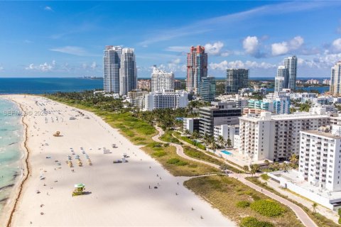 Condominio en venta en Miami Beach, Florida, 1 dormitorio, 60.76 m2 № 2087182 - foto 16